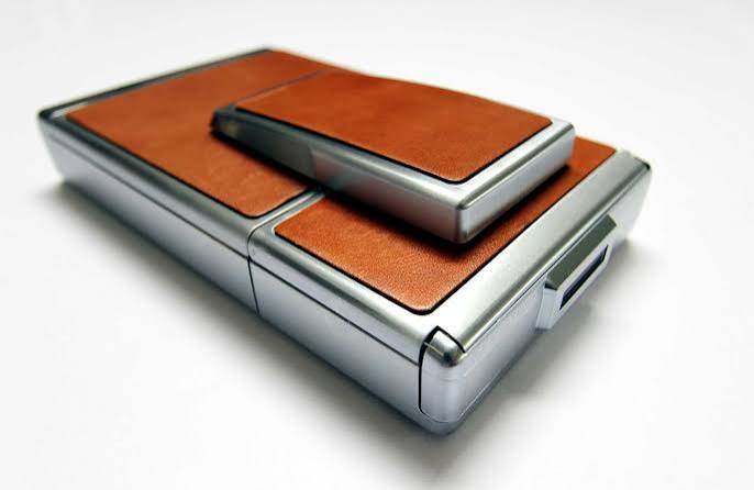 Polaroid SX-70 — 1972 Instant Camera